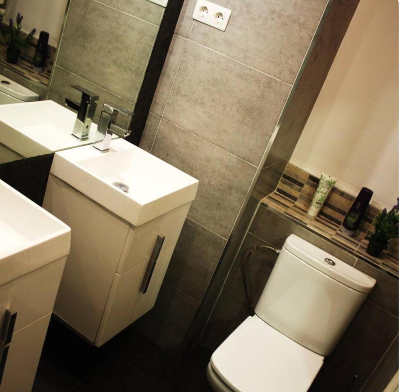 Suite En Apartamento Privado Terraza Centro Билбао Екстериор снимка