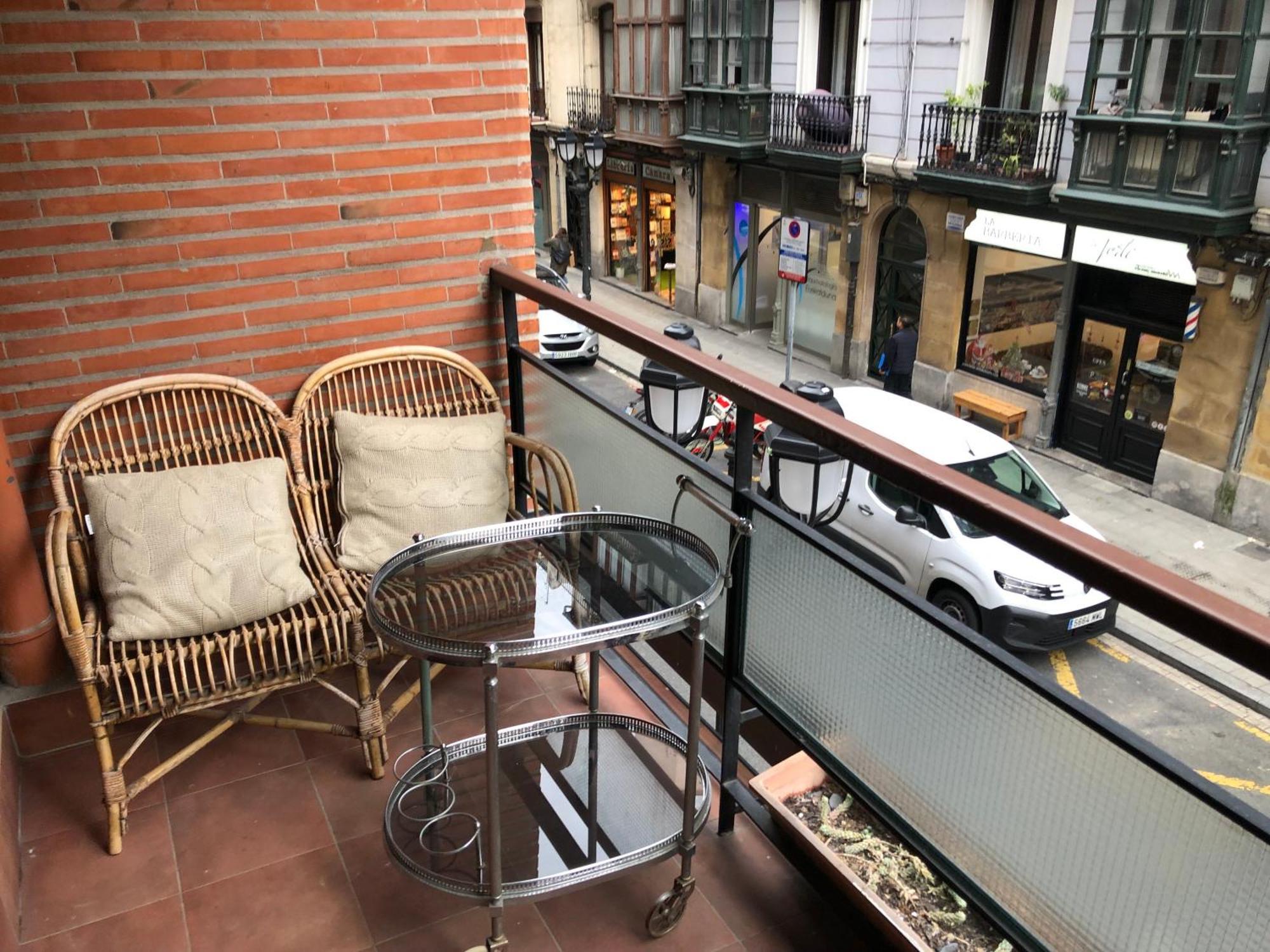 Suite En Apartamento Privado Terraza Centro Билбао Екстериор снимка